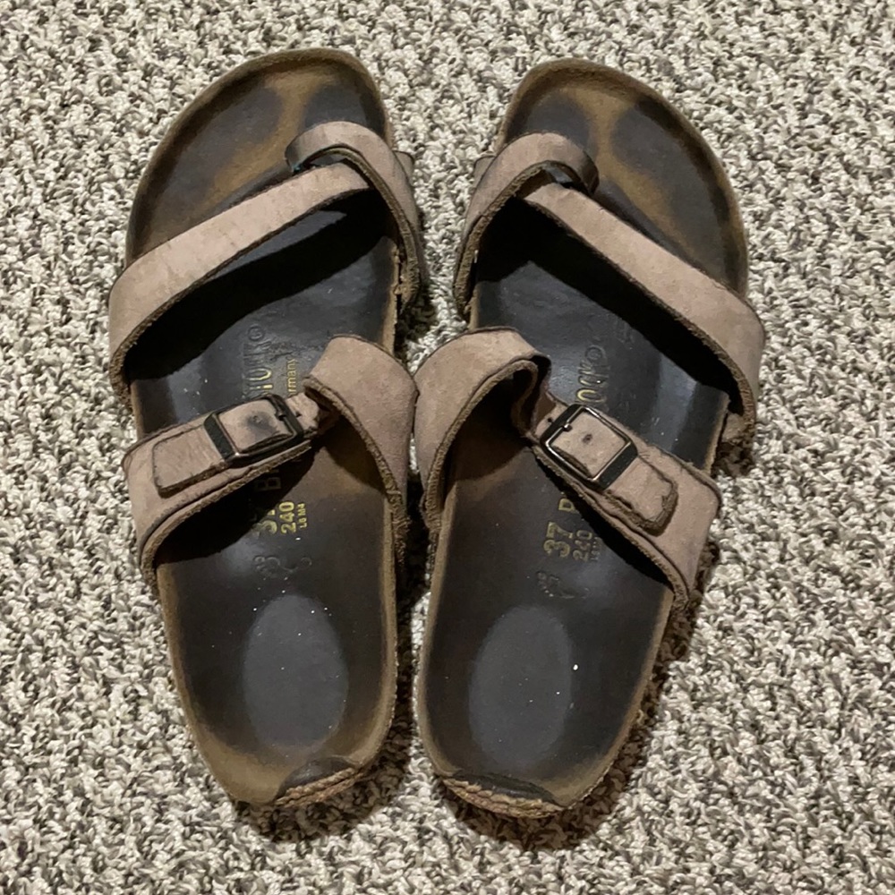 Birkenstock’s Mayari 37